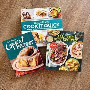 Taste of Home Cookbook Bundle // Quick Meals, Copycat Recipes, 400+ Recipes
